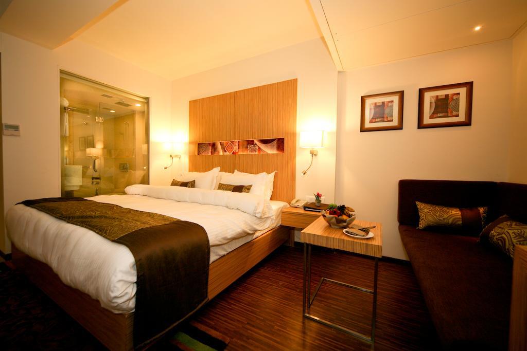 Comfort Inn Legacy Rádžkót Exteriér fotografie
